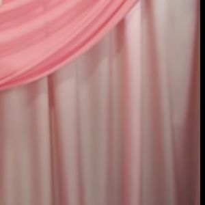 Meet your Posher, Dina